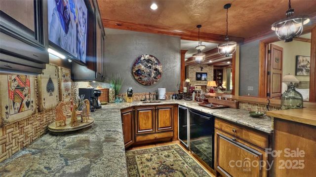 538 Chestertown Drive, Mill Spring, NC 28756