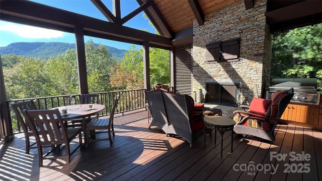538 Chestertown Drive, Mill Spring, NC 28756