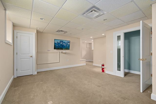 13 Bartlet St, Andover, MA 01810