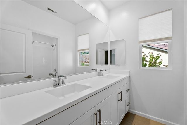 18786 Big Cedar, Canyon Country, CA 91387