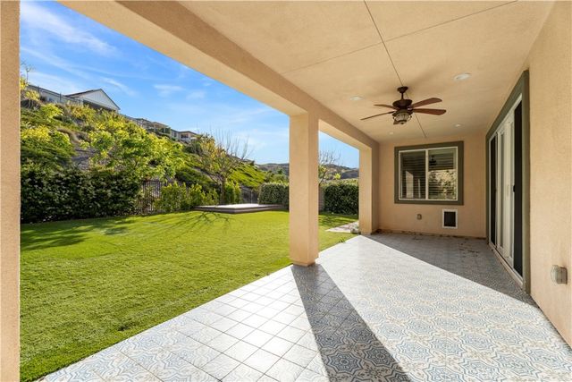 18786 Big Cedar, Canyon Country, CA 91387