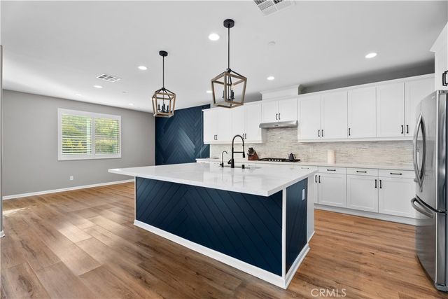 18786 Big Cedar, Canyon Country, CA 91387