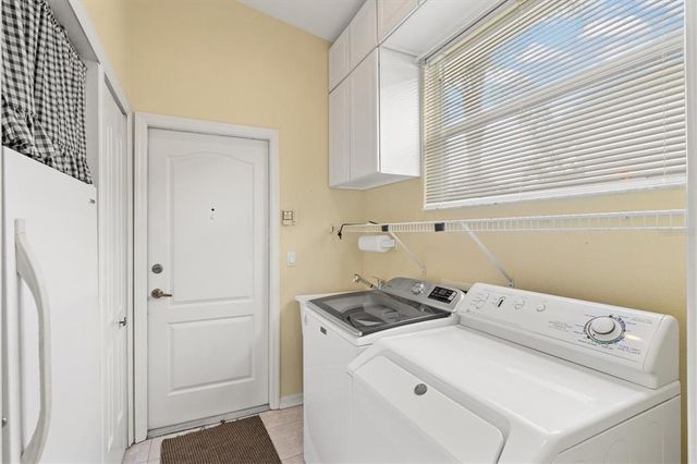 8412 WHISPERING WOODS COURT, Lakewood Ranch, FL 34202