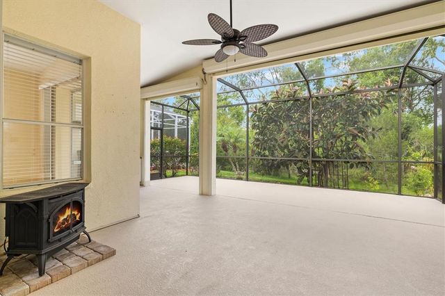 8412 WHISPERING WOODS COURT, Lakewood Ranch, FL 34202