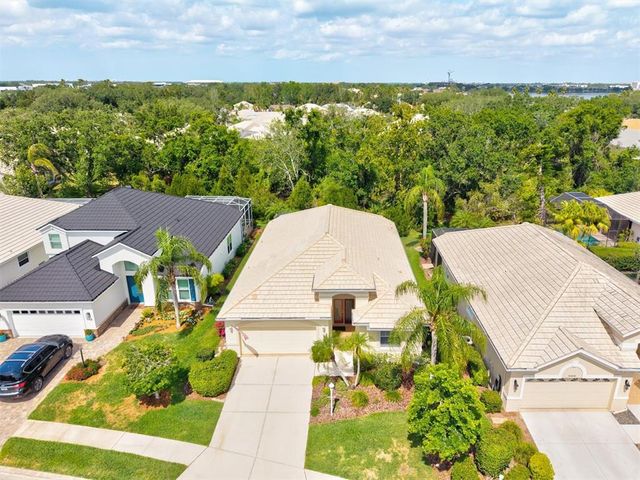 8412 WHISPERING WOODS COURT, Lakewood Ranch, FL 34202