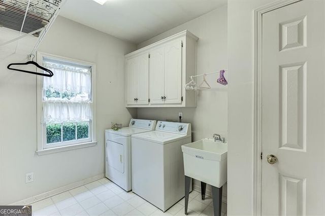 1990 Blackhawk Trail, Lawrenceville, GA 30043