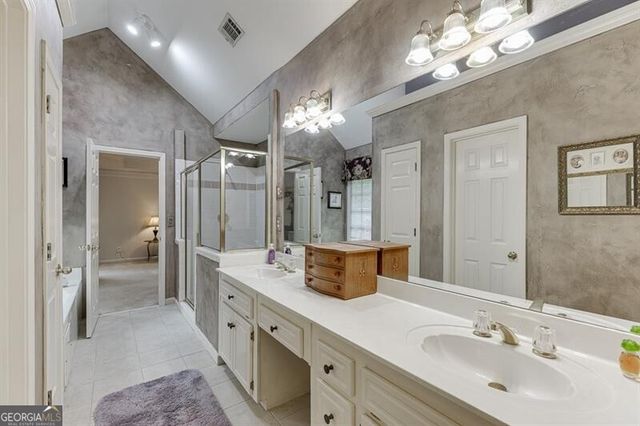 1990 Blackhawk Trail, Lawrenceville, GA 30043
