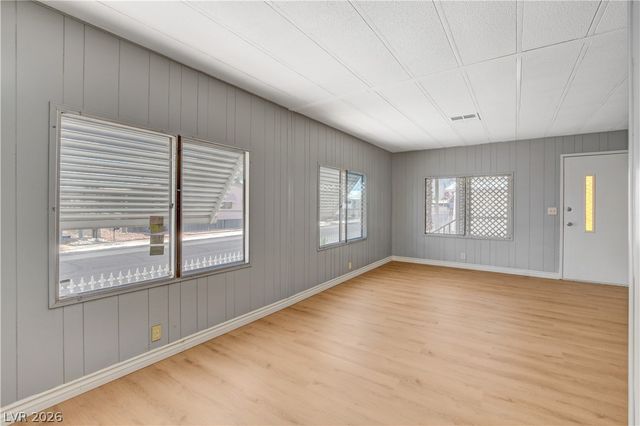 3430 Isle Royale Drive, Las Vegas, NV 89122