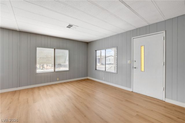 3430 Isle Royale Drive, Las Vegas, NV 89122