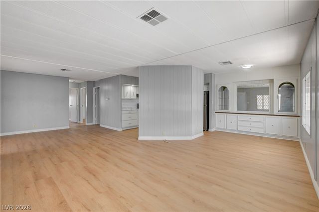 3430 Isle Royale Drive, Las Vegas, NV 89122