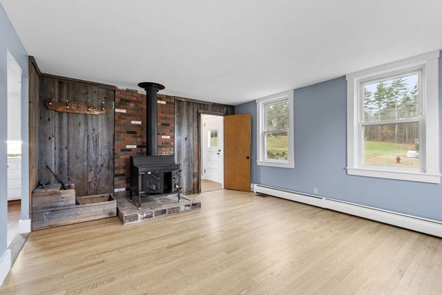 22 Old Turnpike Rd, Northfield, MA 01360