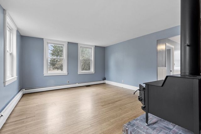 22 Old Turnpike Rd, Northfield, MA 01360