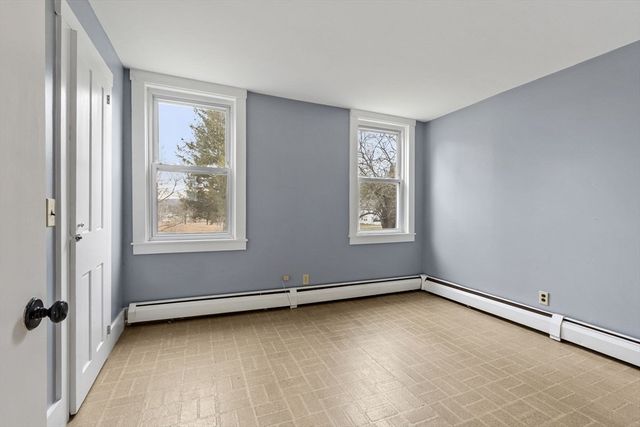 22 Old Turnpike Rd, Northfield, MA 01360