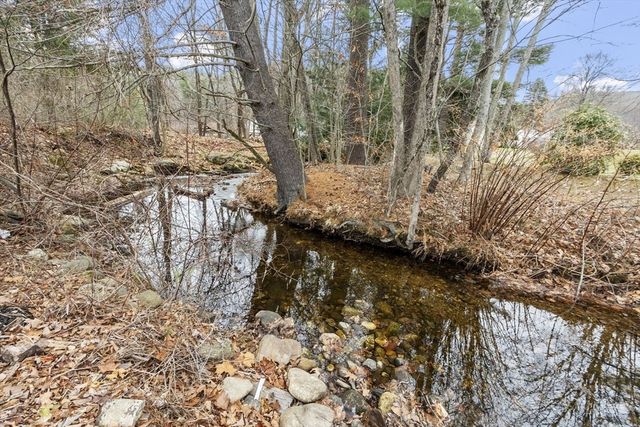 22 Old Turnpike Rd, Northfield, MA 01360