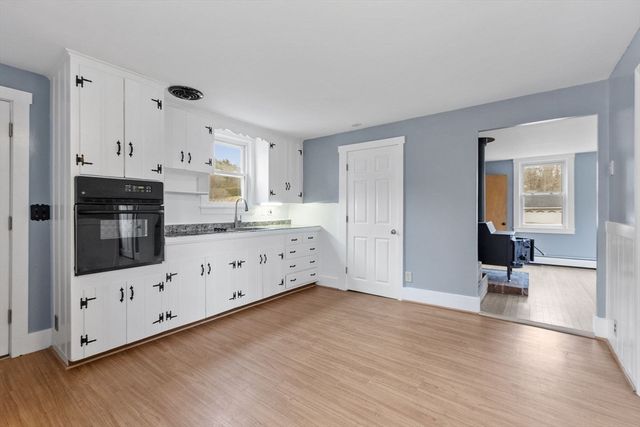 22 Old Turnpike Rd, Northfield, MA 01360