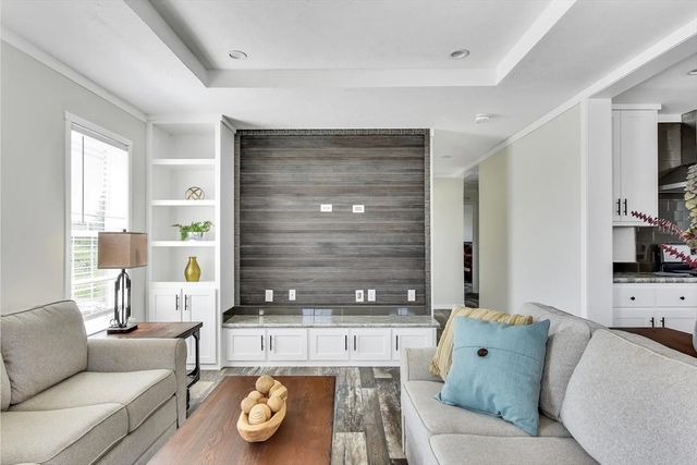 11 Annies Way, West Springfield, MA 01089