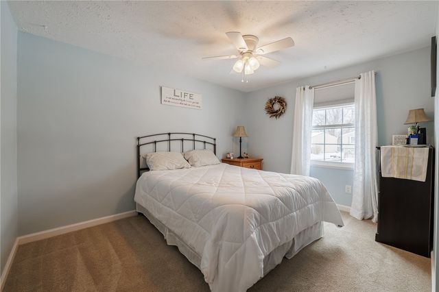 5722 Dalton Drive, Farmington, NY 14425