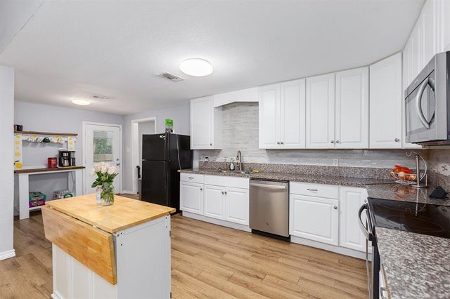 240 7th Street, Trinity, TX 75862