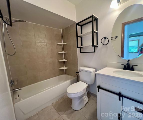 3840 Hide Away Hill, Morganton, NC 28655