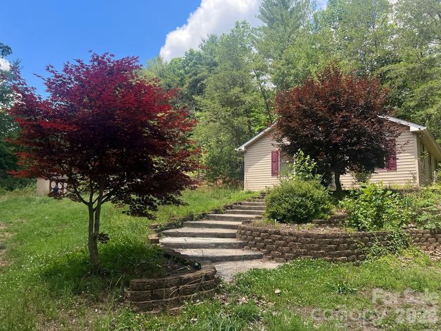 3840 Hide Away Hill, Morganton, NC 28655