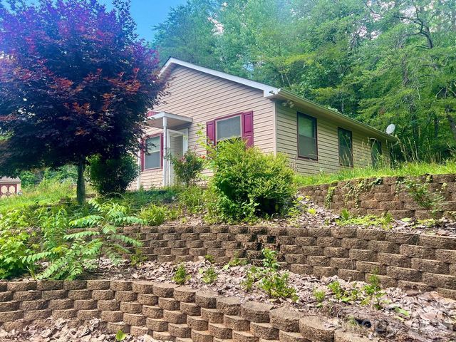3840 Hide Away Hill, Morganton, NC 28655