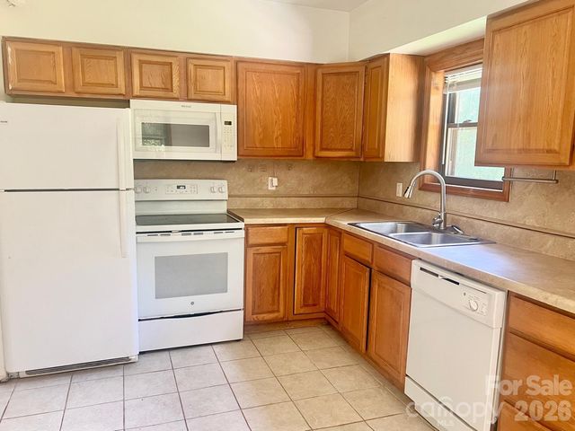 3840 Hide Away Hill, Morganton, NC 28655