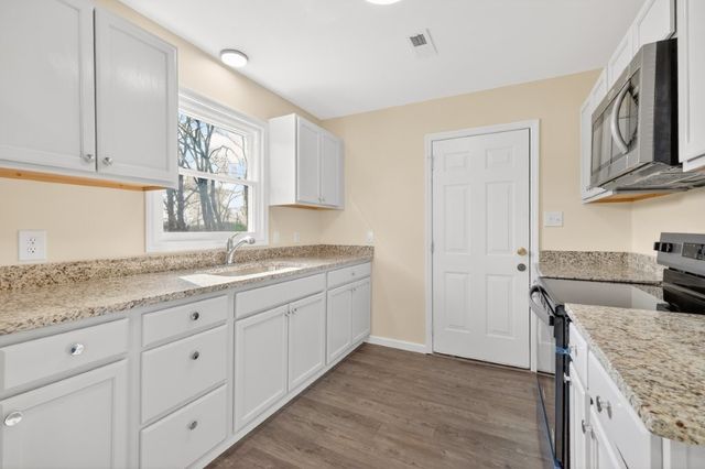 9 Chapman Lane, Fayetteville, TN 37334