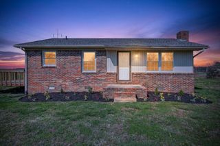 9 Chapman Lane, Fayetteville, TN 37334