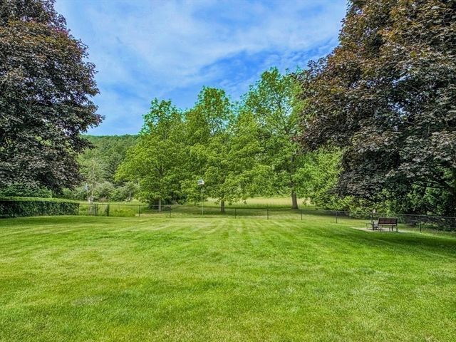 714 Colrain Rd, Greenfield, MA 01301