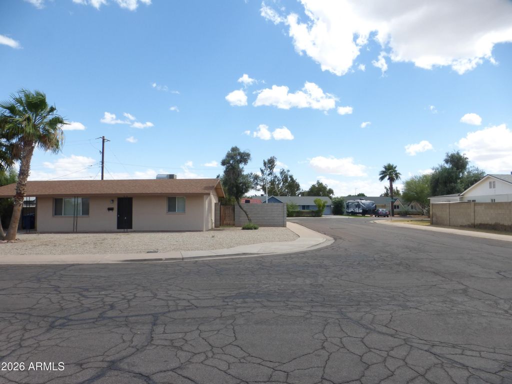 1539 W HUNTINGTON Drive, Tempe, AZ 85282 — photo 4