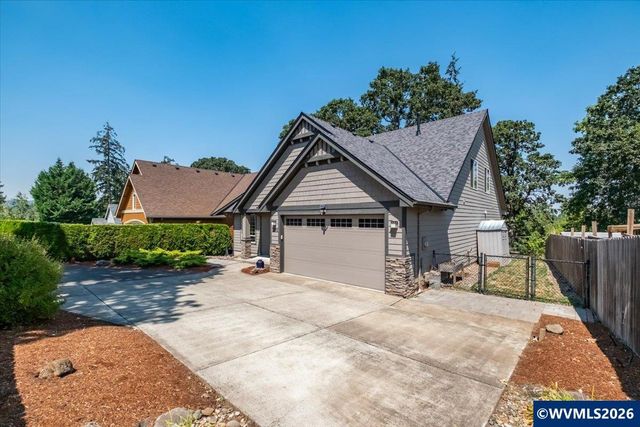 1292 Barnabas St NW, Salem, OR 97304