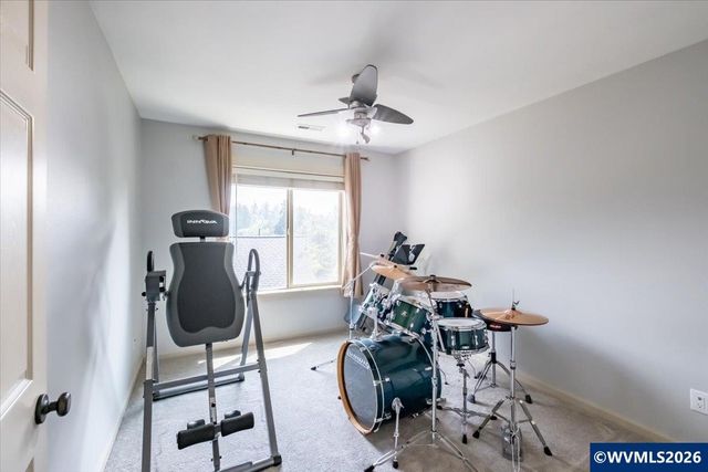 1292 Barnabas St NW, Salem, OR 97304