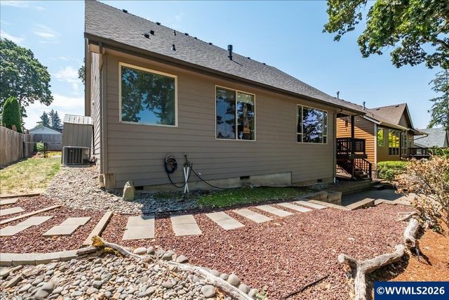1292 Barnabas St NW, Salem, OR 97304