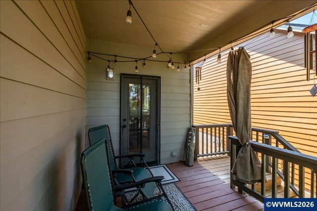 1292 Barnabas St NW, Salem, OR 97304