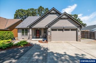 1292 Barnabas St NW, Salem, OR 97304