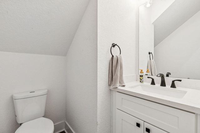 1230 Mcneil Street, Houston, TX 77009