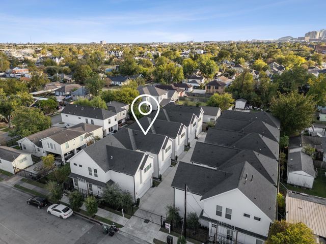 1230 Mcneil Street, Houston, TX 77009