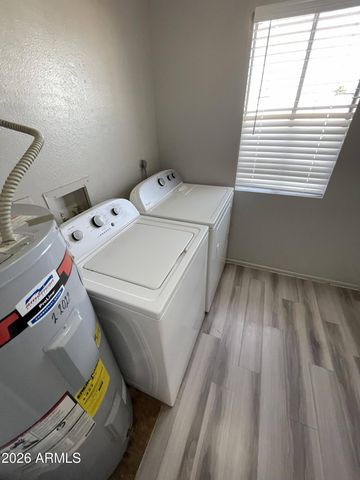 6527 N 67TH Avenue 103, Glendale, AZ 85301