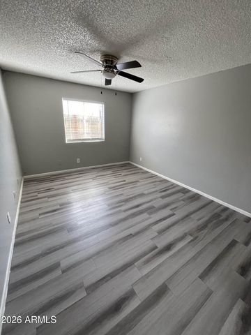 6527 N 67TH Avenue 103, Glendale, AZ 85301