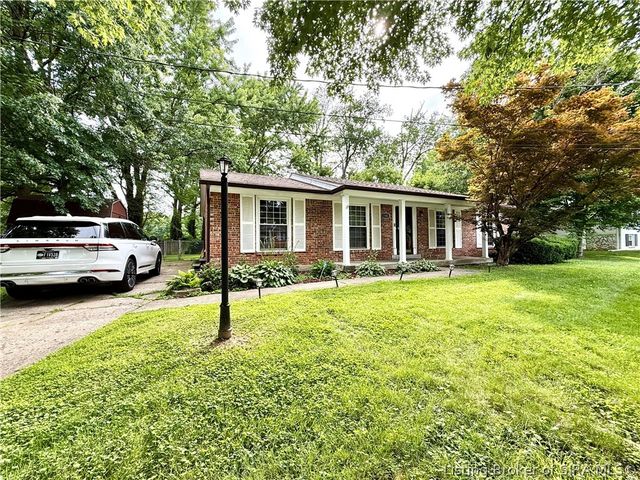 1103 Walford Drive, Jeffersonville, IN 47130
