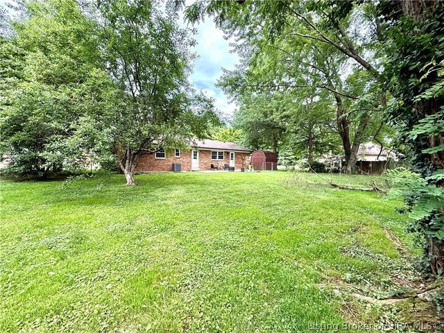 1103 Walford Drive, Jeffersonville, IN 47130