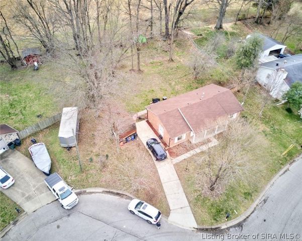 1103 Walford Drive, Jeffersonville, IN 47130