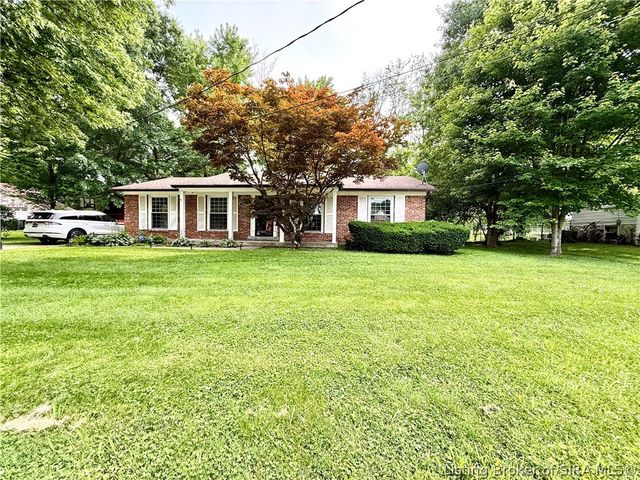 1103 Walford Drive, Jeffersonville, IN 47130