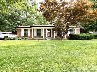 1103 Walford Drive, Jeffersonville, IN 47130