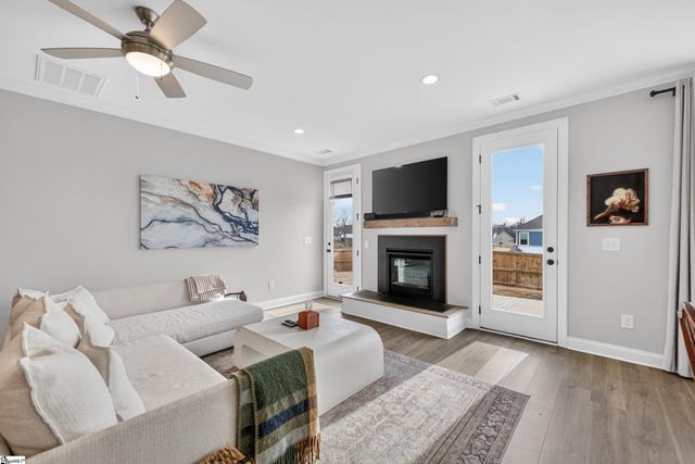 513 Lewes Avenue, Simpsonville, SC 29681