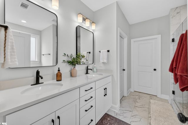 513 Lewes Avenue, Simpsonville, SC 29681