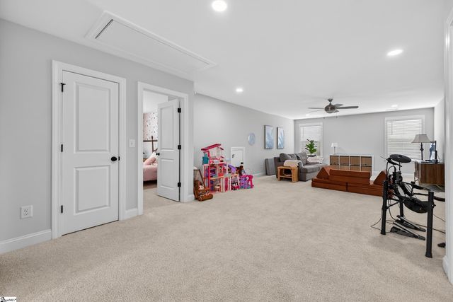 513 Lewes Avenue, Simpsonville, SC 29681