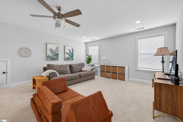 513 Lewes Avenue, Simpsonville, SC 29681