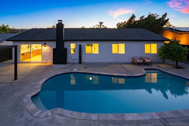 12505 Mustang Dr, Poway, CA 92064