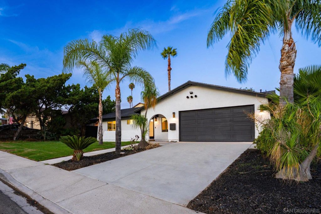 12505 Mustang Dr, Poway, CA 92064
